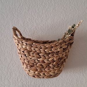 Small basket